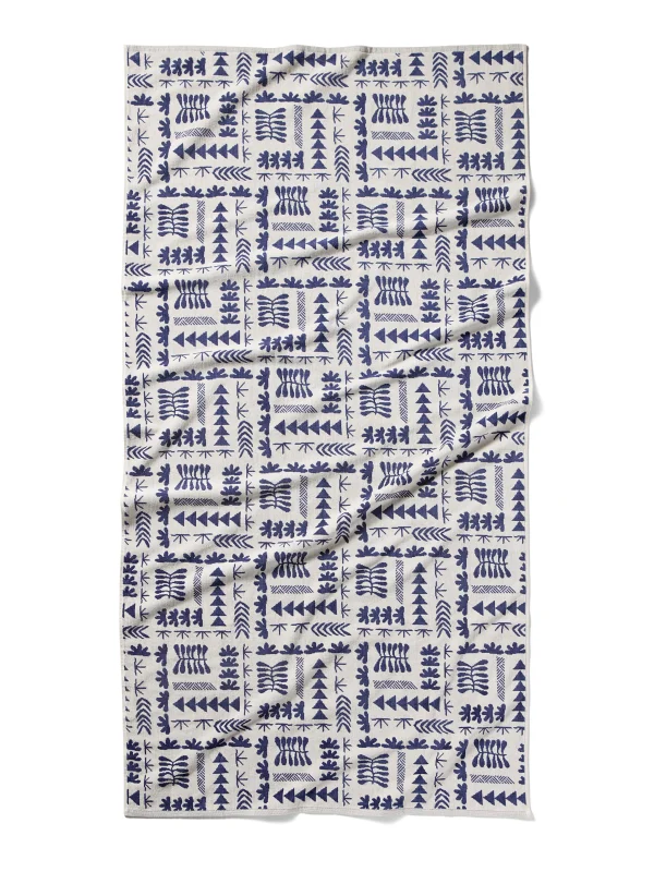 Swim | Home & More | Faherty Brand Anna Kahalekulu Beach Towel - Seaside Naupaka Block